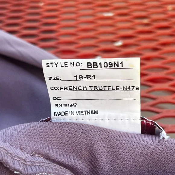 Pink Pleated Bustier Maxi Dress for Weddings - Picture 4 of 5